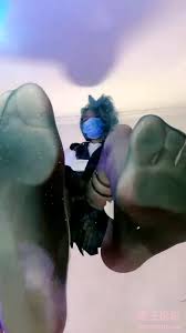 芃芃大人 红绿灯 裸足榨精-寸止极限挑战！