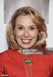 Amanda Meredith's Instagram, Twitter & Facebook