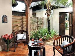 Setiap sambungan didesain agar mampu memperkuat sambungan lainya sehingga tingkat kekuatannya lebih terjamin. Denahose Rancangan Denah Interior Rumah Joglo Modern