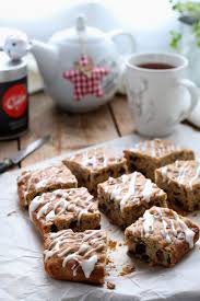Recette Facile De Gateau Au Miel Figue Datte Et Noix Recette Gateau Aux Dattes Alimentation Dattes