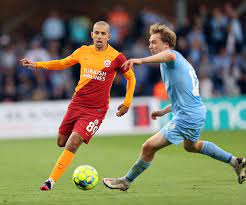 Galatasaray sports club was founded in 1905 by the students of galatasaray lycee in the beyoglu area of istanbul. S8blrohrzsbehm