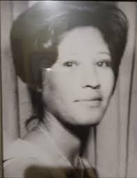 Larry Davila's Instagram, Twitter & Facebook