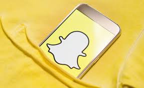 Many users do not realise that this effect was added in 2016 to the android application, and can be accessed by swiping right or left from a video. Snapchat No Longer Down What To Do If You Re Still Having Trouble Tech Times