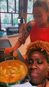 Paula Patton Fried Chicken Duet