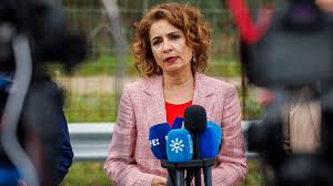 María Jesús Montero dejará el Gobierno para centrarse en su candidatura en  Andalucía