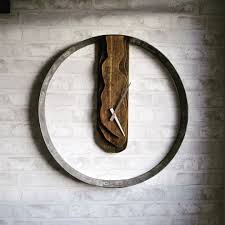 Wanduhr Aus Fassdauben Vom Weinfass Mit Bildern Wanduhren Diy Wanduhren Wanduhr Holz