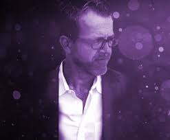 10 of the Best Audiobook Narrators From Audible's Hall Of Fame