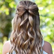 We are talking about the best, easiest, near to effortless. Make Homecoming A Night To Remember 50 Dreamy Hairstyles To Wear Hair Motive Hair Motive