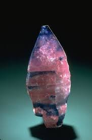 Photograph Of An Uncut Sapphire Crystal 171220 From The National Mineral Collection Photo By Chip Clark Crystals Stones And Crystals Crystals And Gemstones