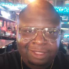 Which 1982 movie is better, E.T. or The Thing?