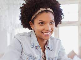 Once at the end, using your two fingers, hold the ends together firmly and release the pressure gradually, the twist will become a little loose but will settle on its own. 7 Twist Out Mistakes You Re Probably Making Self