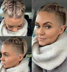 23 Short Hair Styles And Colors Are The Most Popular In Spring 2020 Lily Fashion Style Short Hair Styles Pixie Pixie Haircut Short Pixie Haircuts