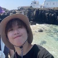 20+ "Taylor Ng" profiles