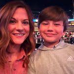 Elisha Greenway's Instagram, Twitter & Facebook