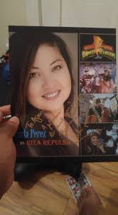 Went full nostalgia this past weekend meeting the OG Villainess herself  Carla Perez aka Rita Repulsa!! Went to Peter Piper Pizza and wanted the  Megazord and got his very first comic from