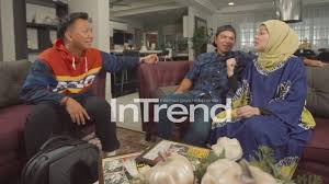 Juara parodi semalam diadakan bersempena tribute kepada pemergian allahyarham yus jambu. Carian Mengenai Topik Ebby Yus Gempak