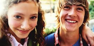 Paula Louden's Instagram, Twitter & Facebook