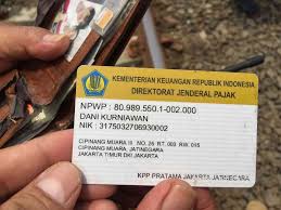 Pengertian npwp pusat adalah npwp yang dimiliki wajib pajak pribadi atau badan dengan pengertian npwp cabang adalah npwp yang proses pembuatannya dilakukan untuk perusahaan. 11 Npwp Pusat Daftar Online Background Npwp