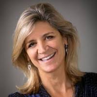 Heidi Hensel's Instagram, Twitter & Facebook