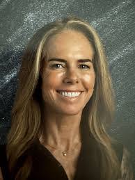 Sarah Farmer's Instagram, Twitter & Facebook