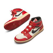 Кроссовки jordan 1 high zoom air. Michael Jordan S Game Worn Air Jordan 1s Sneakers Sell For 560 000 The New York Times