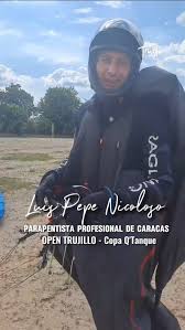 Repost @virgendelapaztrujillo with @let.repost • • • • • • ¡Una ofrenda de  Amor a Nuestra Señora de la Paz! 🙌🏽 Ella es Leida Ramos, docente de  profesión (jubilada) y costurera de