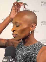 Cynthia Flower Trend