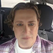 Candice Rowe's Instagram, Twitter & Facebook