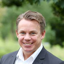 Geschäftsführung und Mitarbeiter