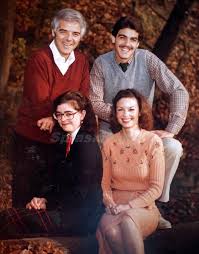 Nicholas joseph clooney (born january 13, 1934) is an american journalist, anchorman, and television host. George Clooney With Father Nick Mother Nina Sister Ada Celebrity Siblings George Clooney George Clooney Family