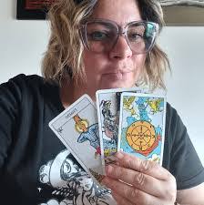 Diana Bruni's Instagram, Twitter & Facebook