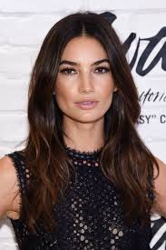 The 13 Best Hairstyles For Square Faces