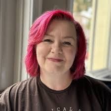 Courtney Lamar's Instagram, Twitter & Facebook