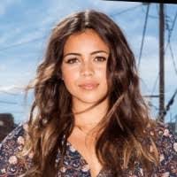 Angelique Robles's Instagram, Twitter & Facebook