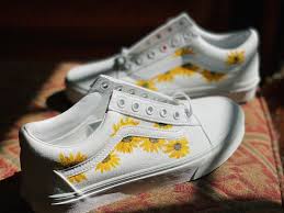 The same rose bush can yield red, orange, yellow, or pink flowers at different years. Custom Flower Old Skool White Vans Etsy In 2021 Vans Old Skool Custom Custom Vans Shoes Vans Painted Shoes Ideas Old Skool
