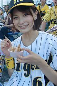 pin by ハギやん on バレーボール female athletes athlete captain hat