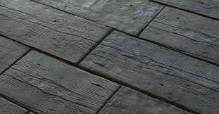 Hardscaping 101 Concrete Pavers Gardenista Concrete Pavers Hardscape Concrete Wood