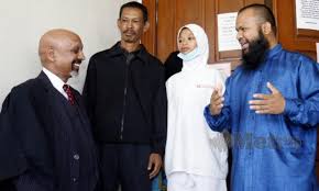 Alta corte do estado (mahkamah tinggi negeri) fica em kampung permatang bogak. Mahkamah Tangguh Hukuman Nursahira Metrotv