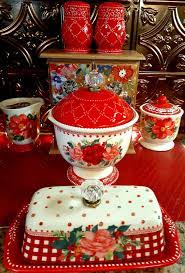 Cheerful Rose Is One Of The Newest Collection Of The Pioneer And It S Absolutely Go Pioneer Woman Kitchenware Pioneer Woman Kitchen Pioneer Woman Kitchen Decor