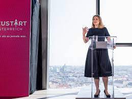 Die politik des machtmissbrauchs müsse aufhören. Pinke Starten Zukunftskonvent Neos Fur Neustart Statt Comeback Vienna Online