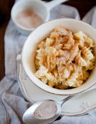 Mia Liebt Pasta Ein Rezept Fur Milchnudeln Nach Omas Art Und Eine Verlosung Kuechenchaotin Rezepte Lebensmittel Essen Susse Nudeln