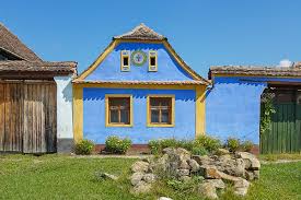 Situație surprinzătoare în comuna bunești, care înglobează și localitatea viscri, unde prințul charles deține o proprietate din 1996. From Vlad The Impaler To Prince Charles Dracula S Heir Promotes Romania To Uk Tourists Romaniatourstore