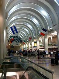 American Airlines Terminal Lax - United Airlines And Travelling