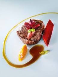 Filet De Bœuf Aux Carottes Et Moutarde Au Cassis Recette En 2020 Filet De Boeuf Moutarde Boeuf Carotte