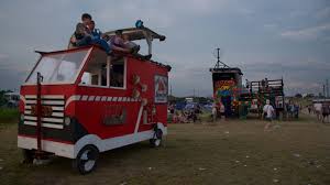 Roskilde-Festival 2022 – Schauer, Schaum und Schwer-Metall | STERN.de