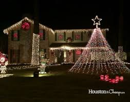 Lake house christmas decorations yard. The Best Christmas Lights In Houston 2020 Guide