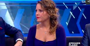 Dancer and model who is most famous for her years as a performer on the chilean television show calle 7. Destruyen A Kathy Contreras Por Armar Patetico Tongo Gay Glamorama