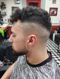 Una raccolta completa e aggiornata con i tagli capelli donna che seguono le novità della stagione in corso e anticipano le tendenze. 97 Idee Su Headrush Nel 2022 Tendenze Capelli Moda