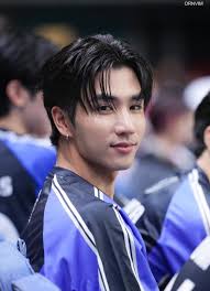 หล่อมาก💙🖤 #PerthTanapon PERTHSANTA DOMIIA WEWILLWIN #GMMTVStarlympics2025  #PerthTanapon cr: ornvim