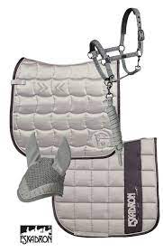 Eskadron Platinum Light Grey Epplejeck Eskadron Platinum Grey Winter2016 Horse Fashion Horse Riding Gear Equestrian Outfits